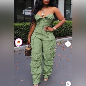 Green cargo jumpsuit size medium